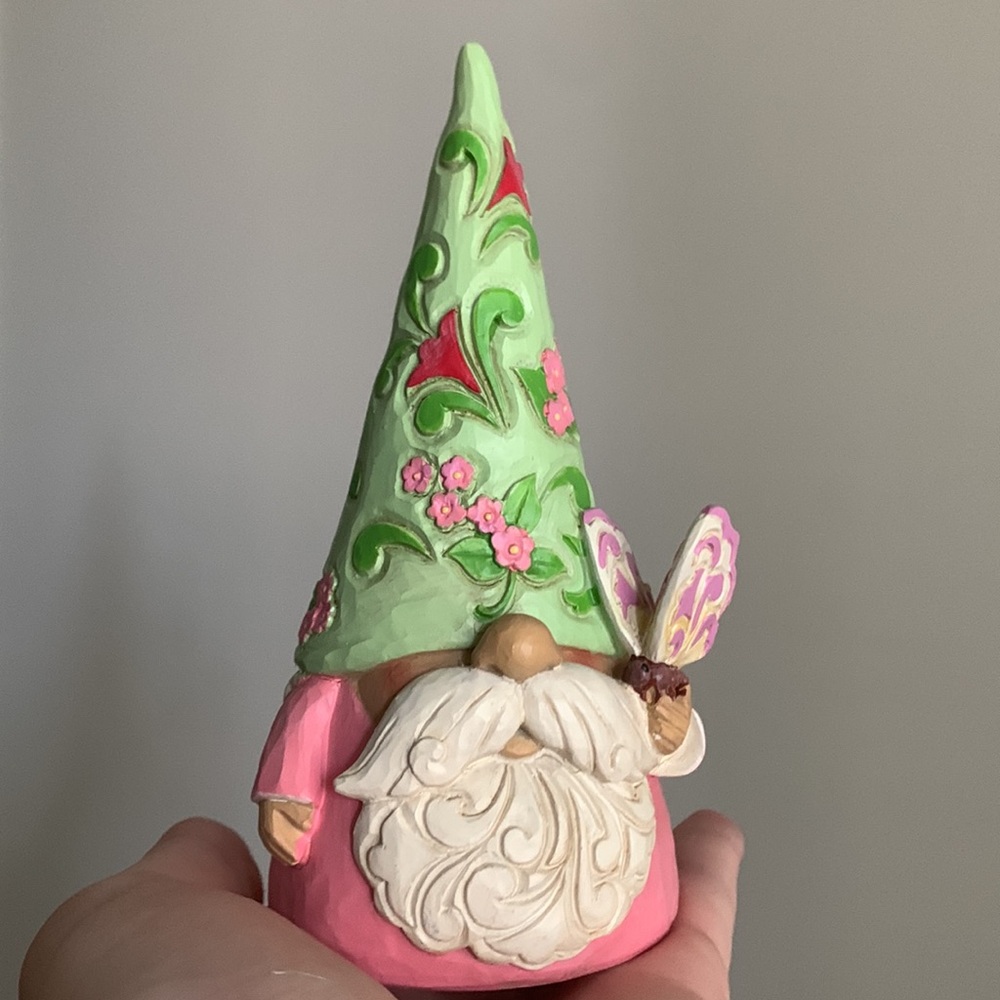 Jim Shore “Garden Guest” Gnome. 🦋